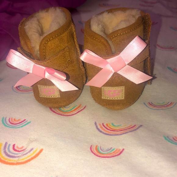 💗 UGG Boots For A Princess 👑 - Picture 4 of 7